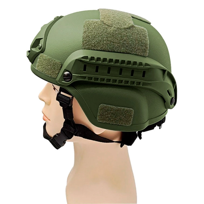 каска для пейнтболу