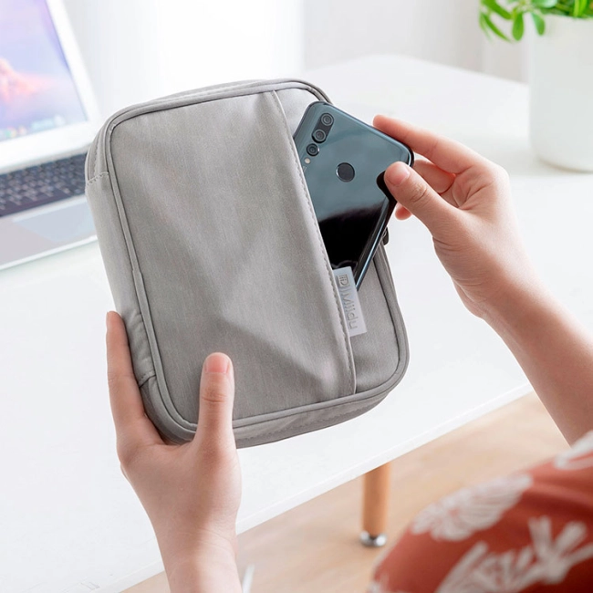 органайзер для електронних пристроїв