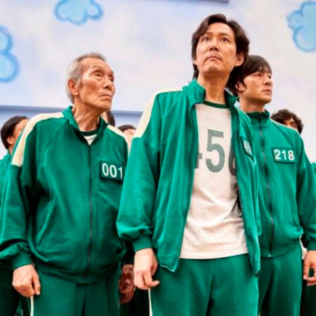 футболки з принтом гра в кальмара