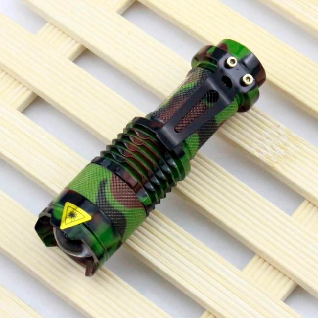 камуфляжный ручной фонарик