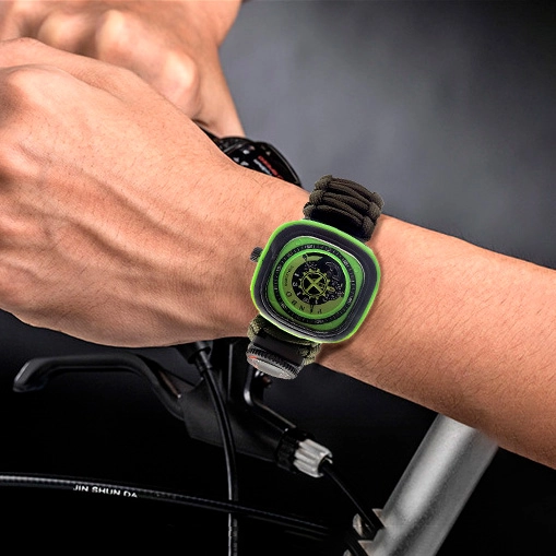 часы выживания с браслетом из паракорда