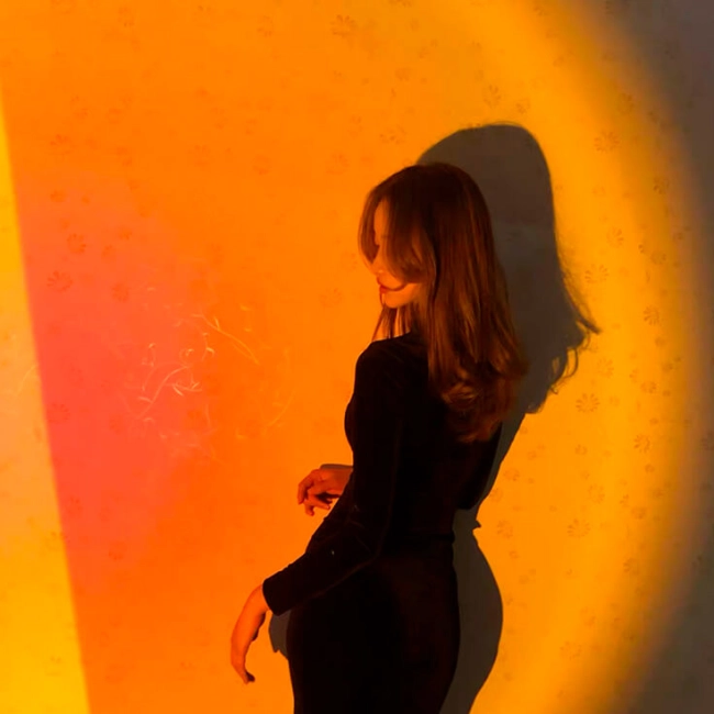 светодиодная проекционная лампа закат