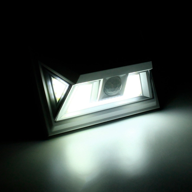 світильник вуличний із сонячною зарядкою