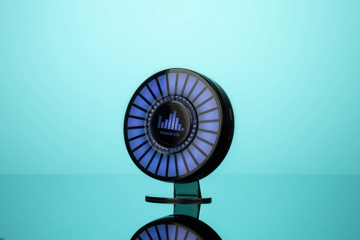 Автомобильный эквалайзер с креплениями